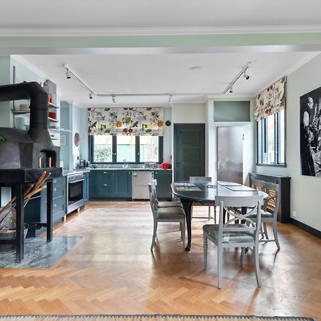 Fantastic 4 Bedroom Home In Bromma With Everything Stockholm Exteriör bild