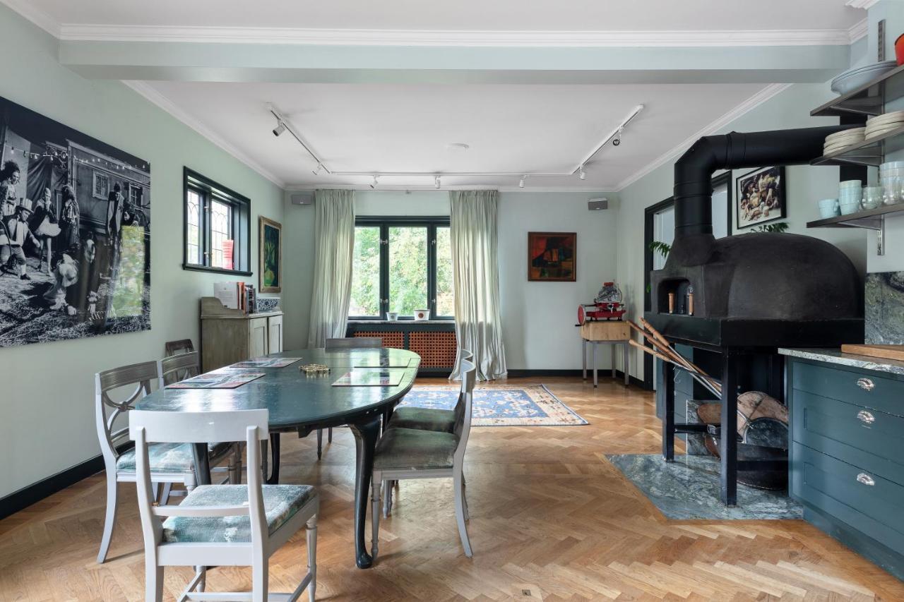 Fantastic 4 Bedroom Home In Bromma With Everything Stockholm Exteriör bild