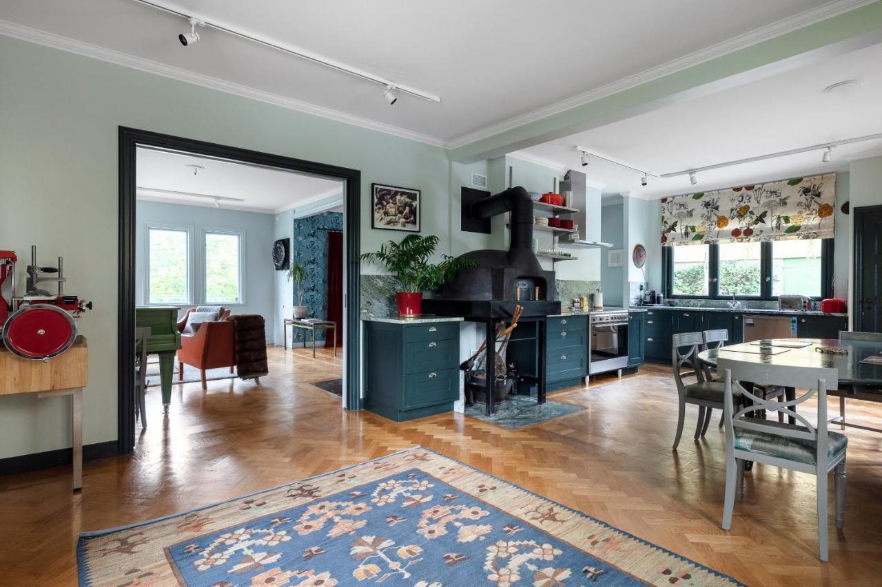 Fantastic 4 Bedroom Home In Bromma With Everything Stockholm Exteriör bild