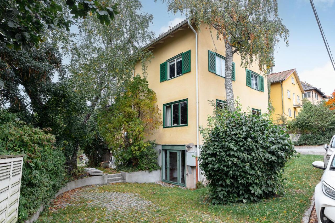 Fantastic 4 Bedroom Home In Bromma With Everything Stockholm Exteriör bild